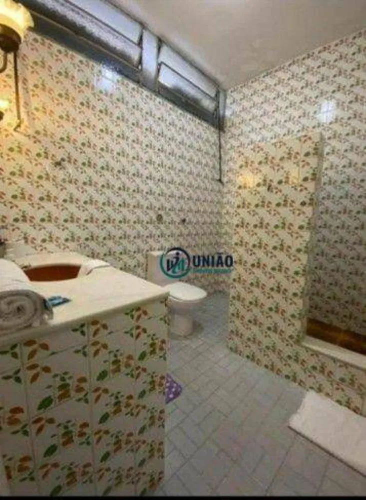 Casa, 5 quartos, 240 m² - Foto 9