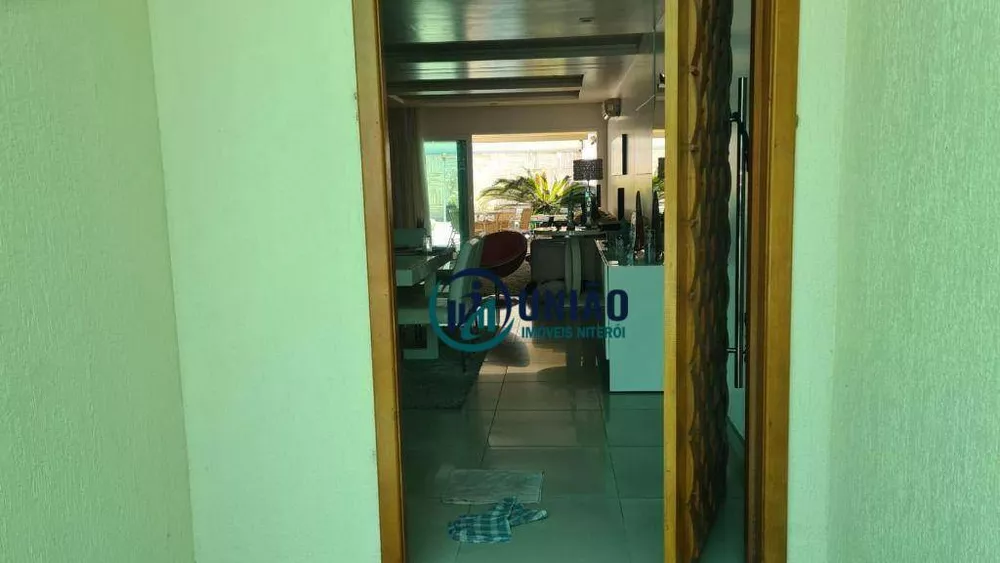Casa, 3 quartos, 242 m² - Foto 4