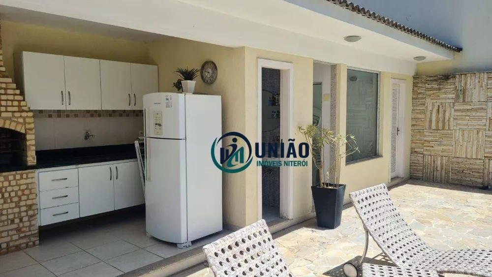 Casa, 3 quartos, 242 m² - Foto 26