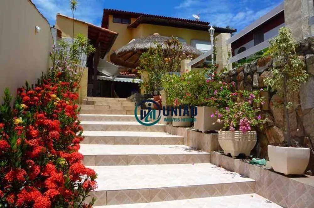 Casa, 4 quartos, 344 m² - Foto 1