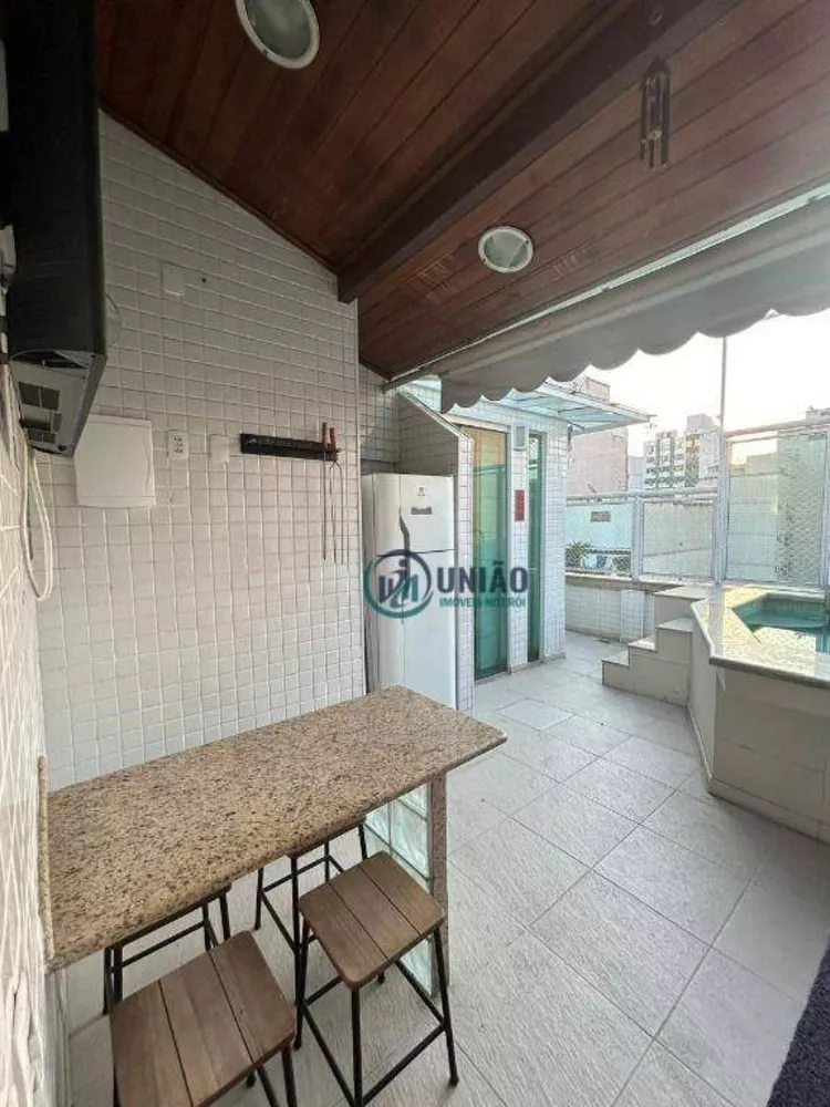 Cobertura à venda com 3 quartos, 210m² - Foto 3