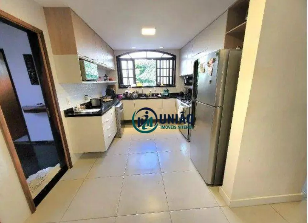 Casa, 4 quartos, 216 m² - Foto 12