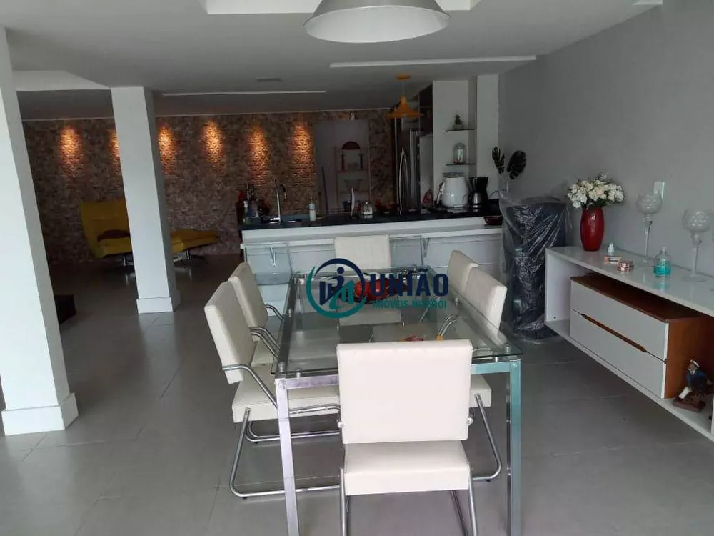 Casa, 3 quartos, 205 m² - Foto 32