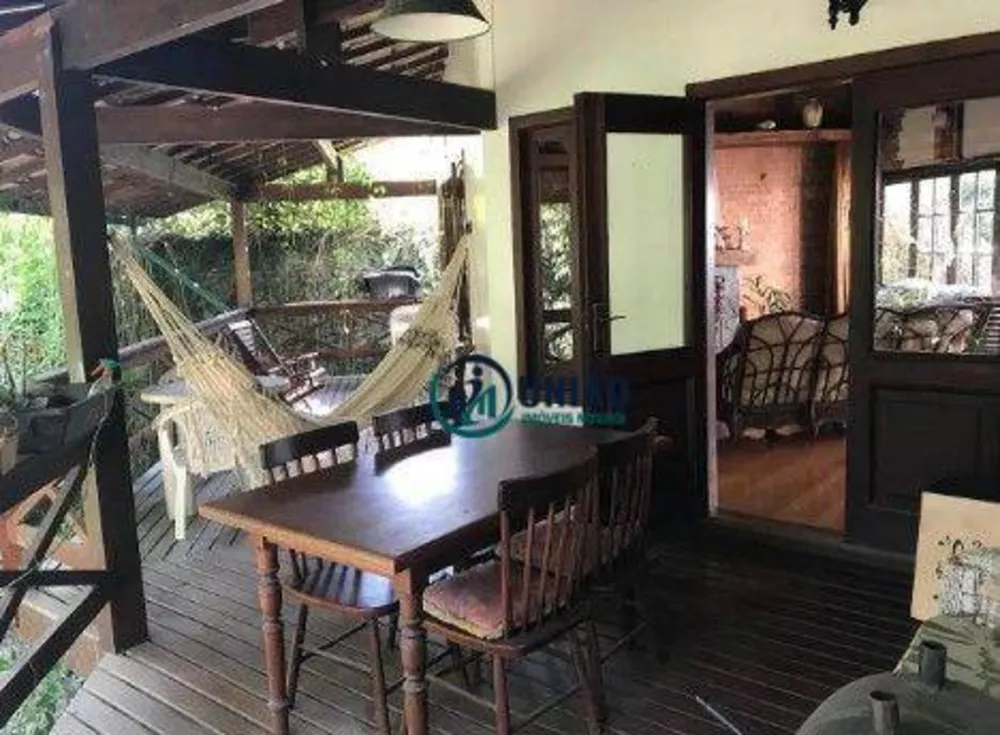 Casa, 3 quartos, 257 m² - Foto 2