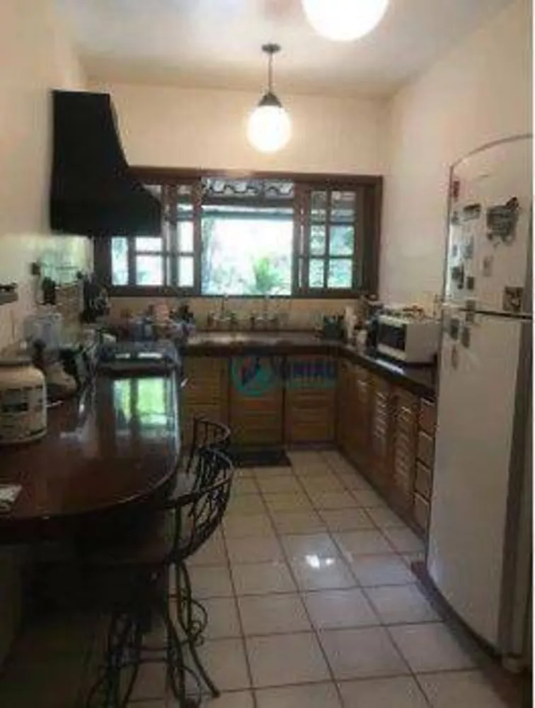 Casa, 3 quartos, 257 m² - Foto 8