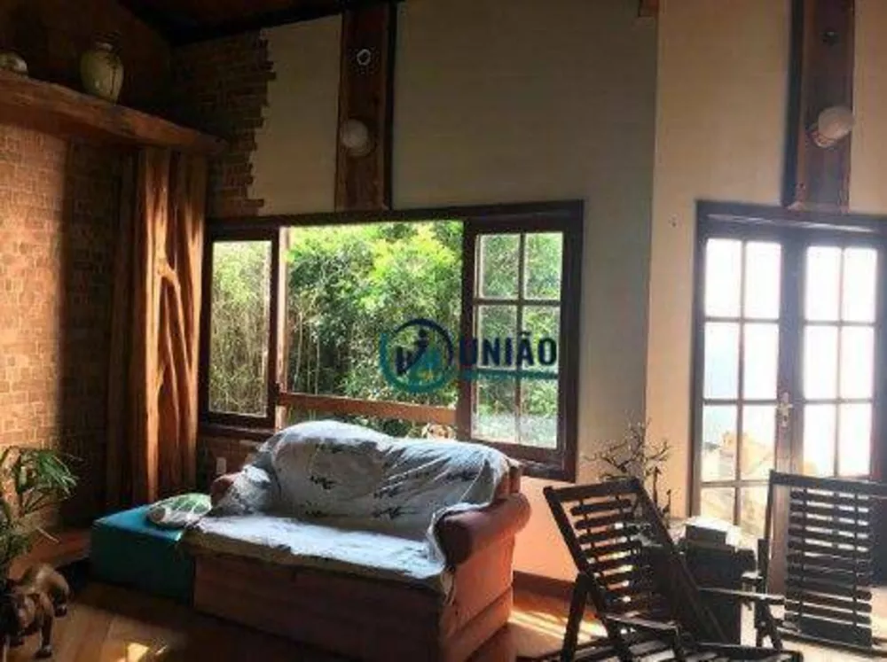 Casa, 3 quartos, 257 m² - Foto 3