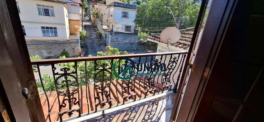 Casa, 4 quartos, 320 m² - Foto 2