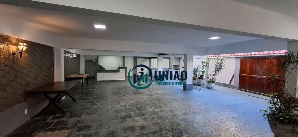 Casa, 4 quartos, 320 m² - Foto 18