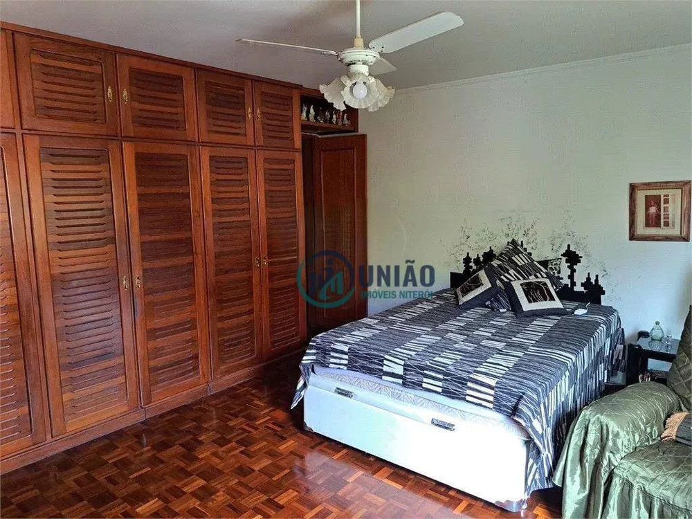 Apartamento à venda com 3 quartos, 155m² - Foto 2