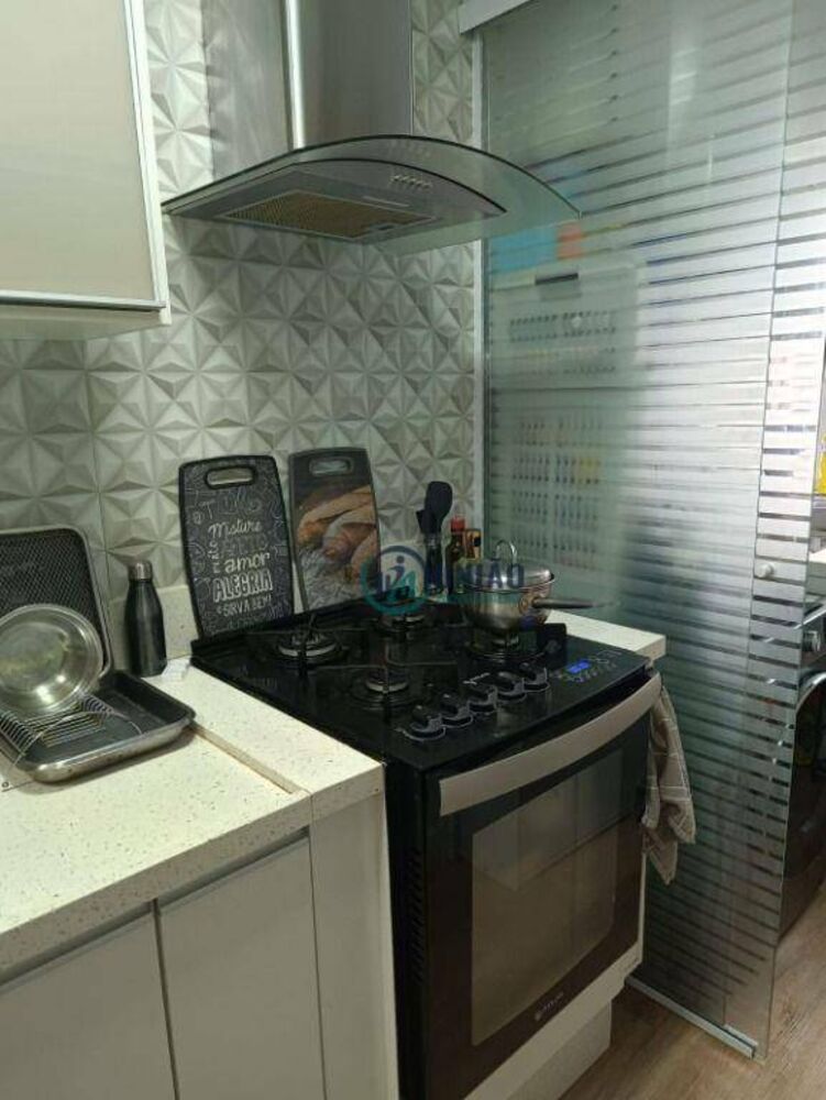Apartamento à venda com 3 quartos, 67m² - Foto 4