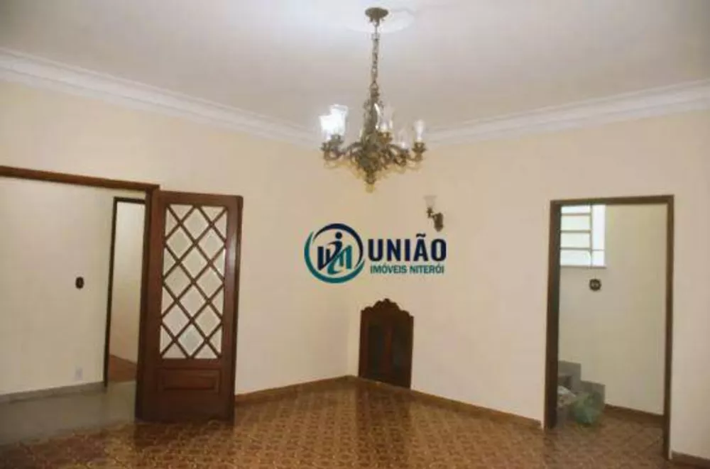 Casa, 5 quartos, 220 m² - Foto 5