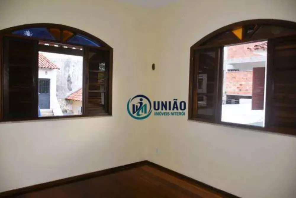 Casa, 5 quartos, 220 m² - Foto 8