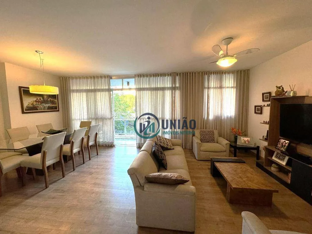 Apartamento à venda com 3 quartos, 150m² - Foto 1