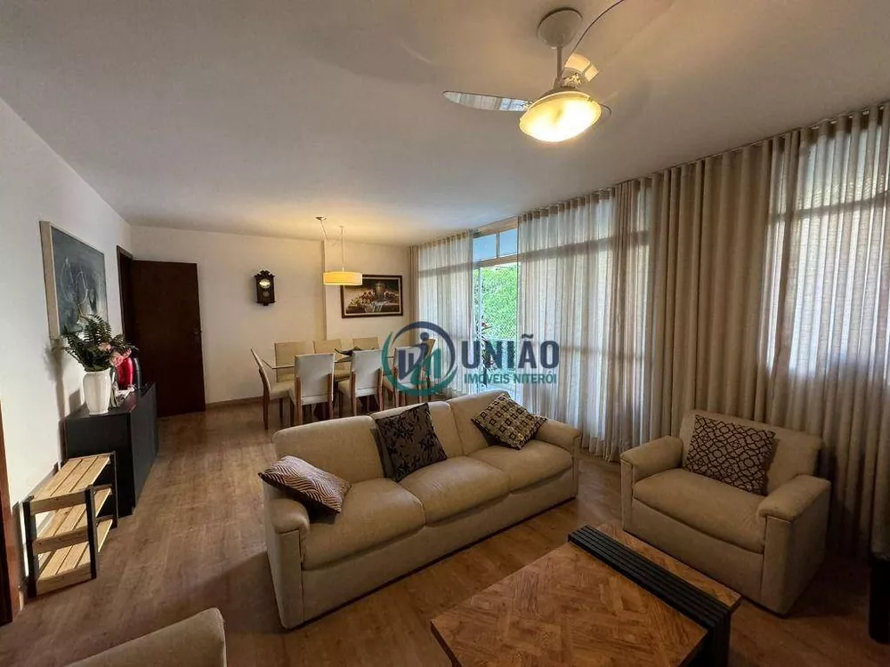 Apartamento à venda com 3 quartos, 150m² - Foto 2