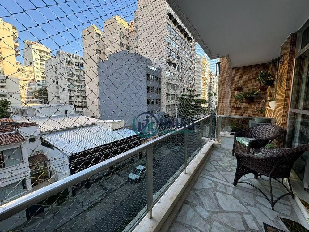 Apartamento à venda com 3 quartos, 150m² - Foto 5