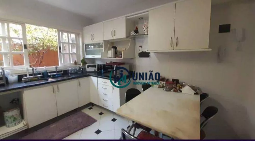 Casa, 5 quartos, 270 m² - Foto 16