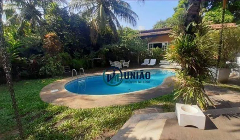 Casa, 5 quartos, 270 m² - Foto 31