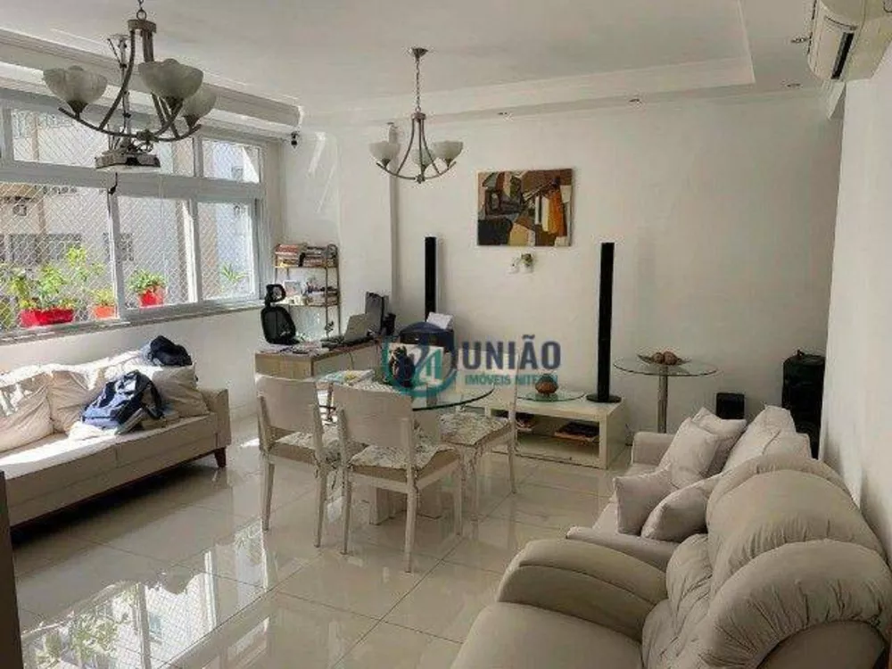 Apartamento à venda com 3 quartos, 120m² - Foto 2