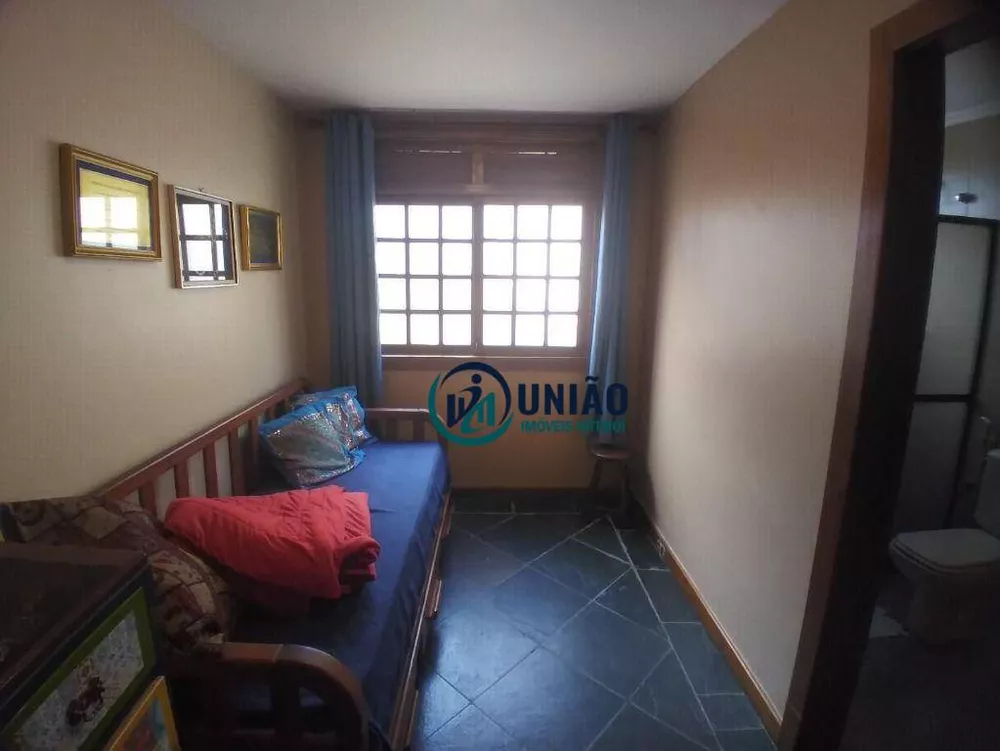 Casa, 5 quartos, 336 m² - Foto 3