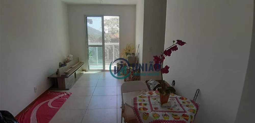 Apartamento à venda com 3 quartos, 65m² - Foto 1