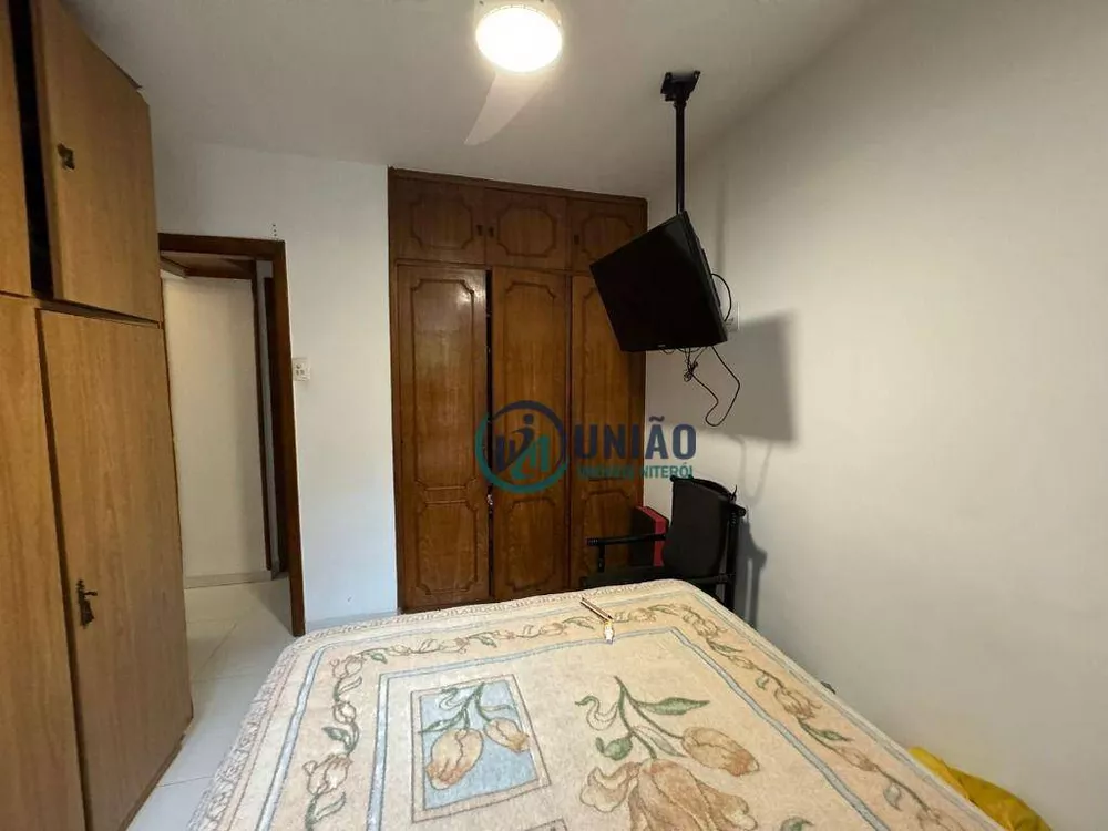 Apartamento à venda com 2 quartos, 70m² - Foto 7