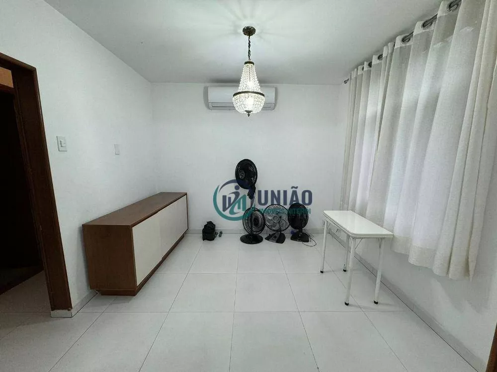 Apartamento à venda com 2 quartos, 70m² - Foto 3