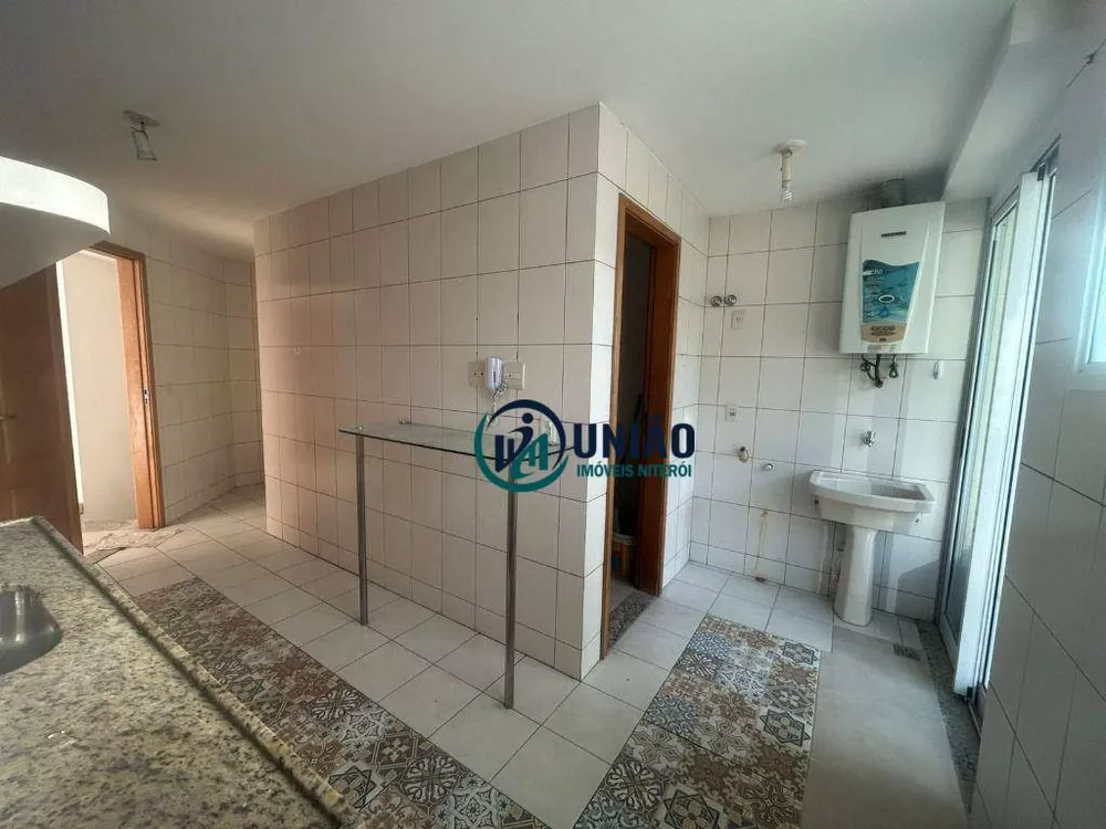 Cobertura, 3 quartos, 216 m² - Foto 8