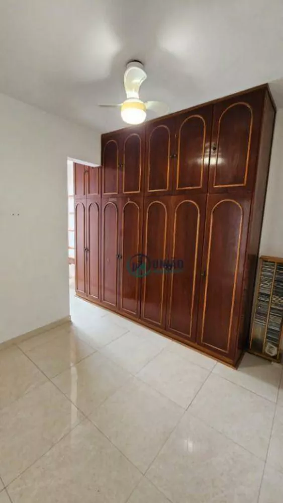 Apartamento à venda com 2 quartos, 72m² - Foto 8