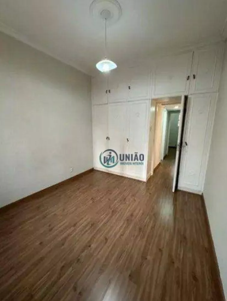 Apartamento à venda com 2 quartos, 65m² - Foto 4