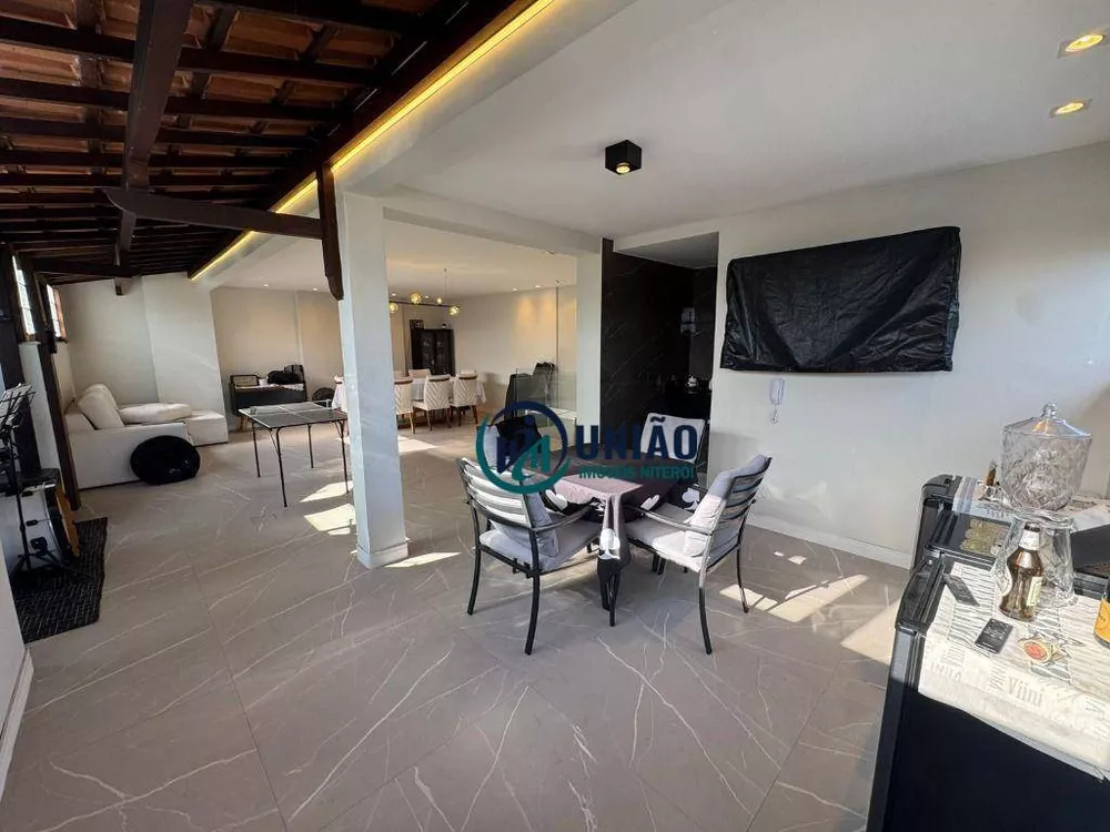 Cobertura, 3 quartos, 205 m² - Foto 10