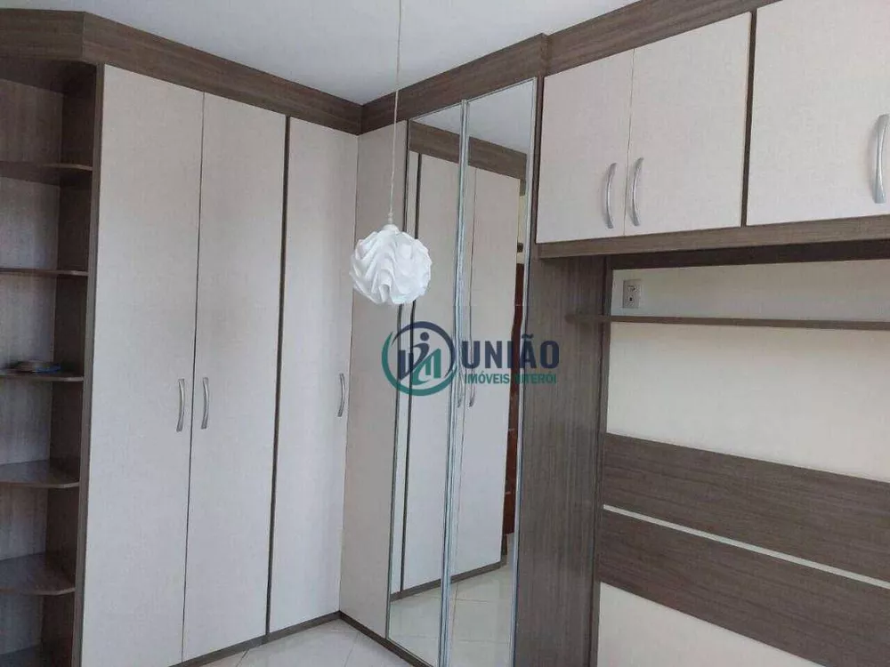 Apartamento à venda com 2 quartos, 70m² - Foto 4