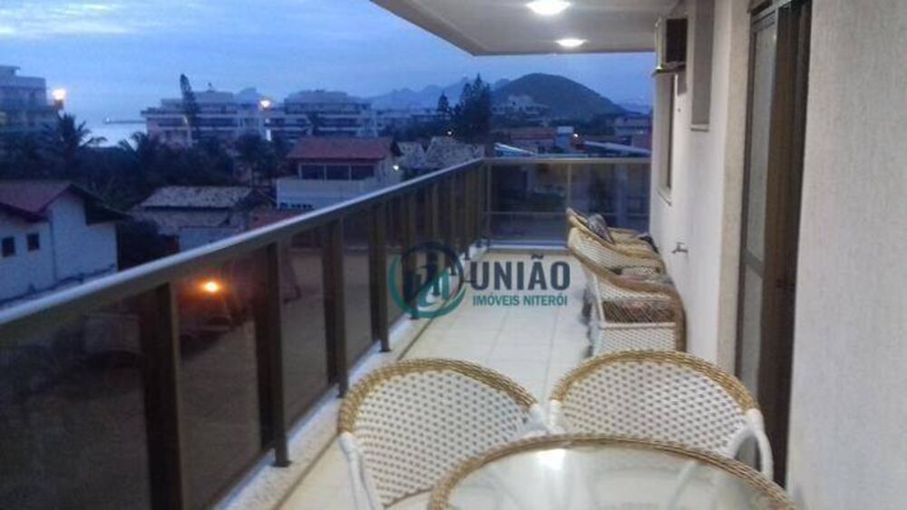 Cobertura à venda com 3 quartos, 230m² - Foto 4