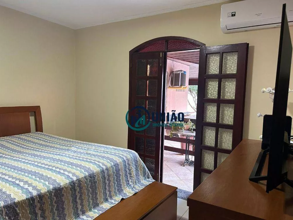 Casa, 3 quartos, 248 m² - Foto 58