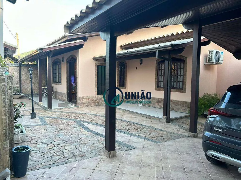 Casa, 3 quartos, 248 m² - Foto 31