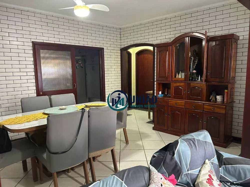 Casa, 3 quartos, 248 m² - Foto 46
