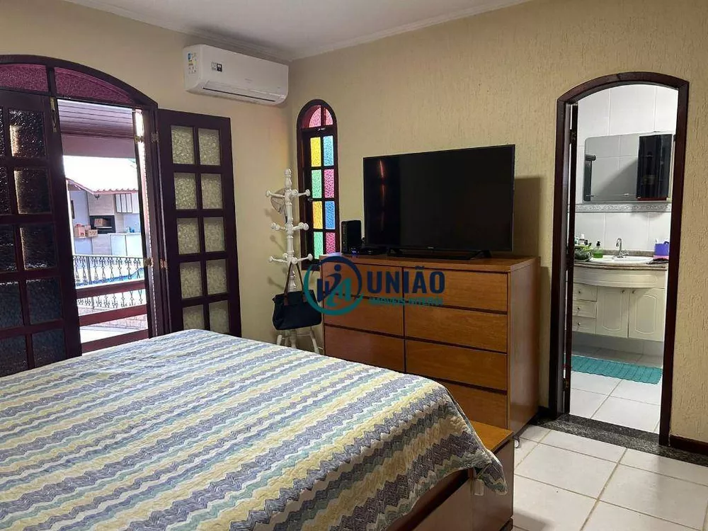Casa, 3 quartos, 248 m² - Foto 16