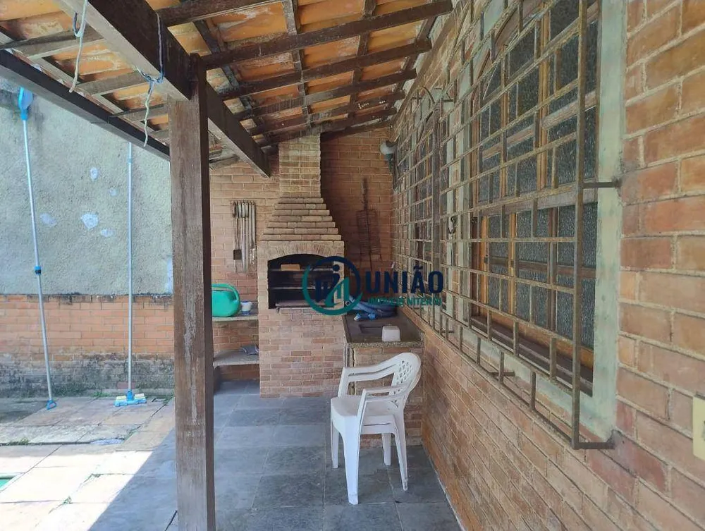 Casa, 3 quartos, 200 m² - Foto 3
