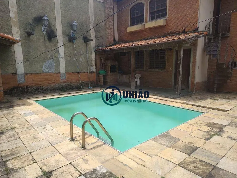 Casa, 3 quartos, 200 m² - Foto 1