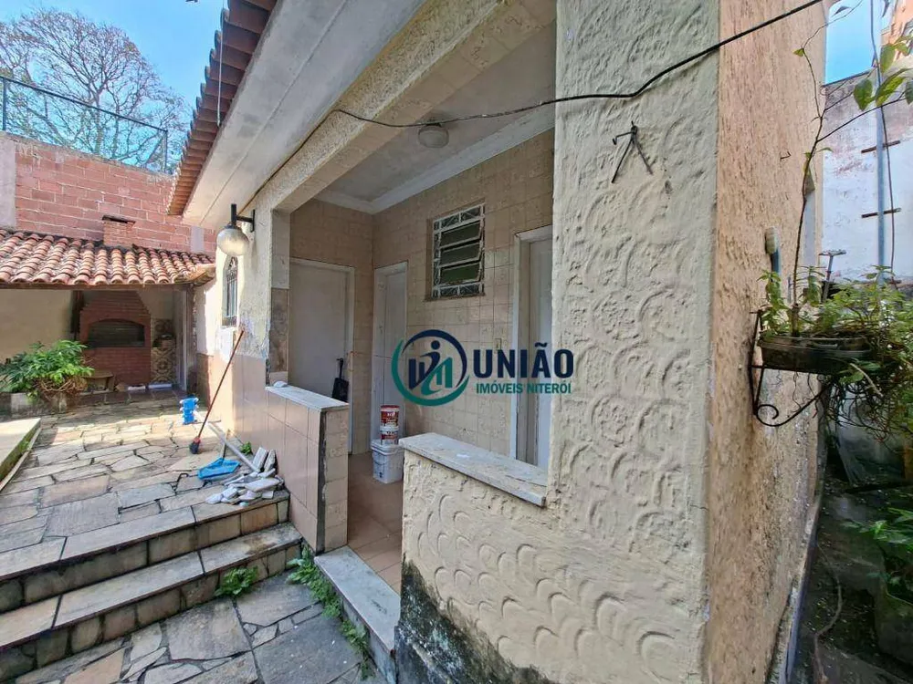 Casa, 3 quartos, 206 m² - Foto 1