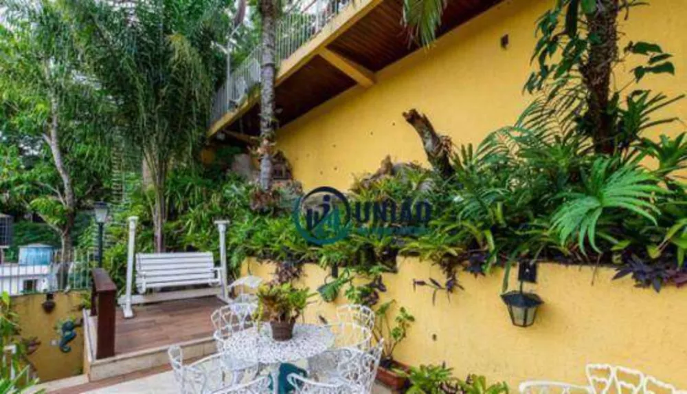 Casa, 4 quartos, 360 m² - Foto 1
