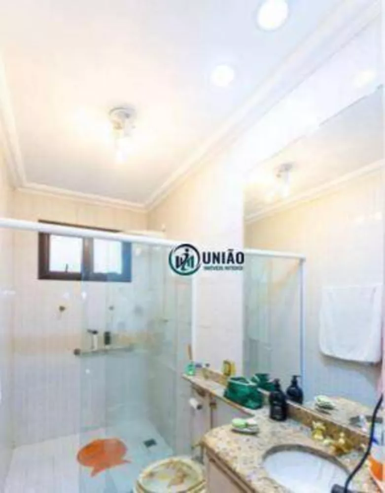 Casa, 4 quartos, 360 m² - Foto 17