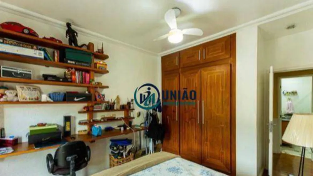 Casa, 4 quartos, 360 m² - Foto 18