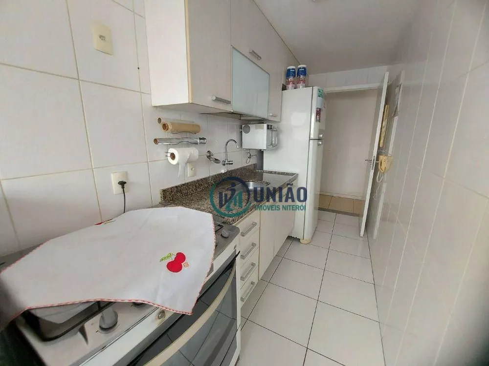 Apartamento à venda com 3 quartos, 75m² - Foto 6