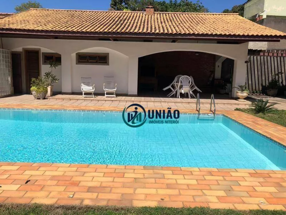 Casa, 4 quartos, 485 m² - Foto 1