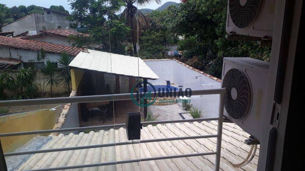 Casa à venda com 3 quartos, 120m² - Foto 11