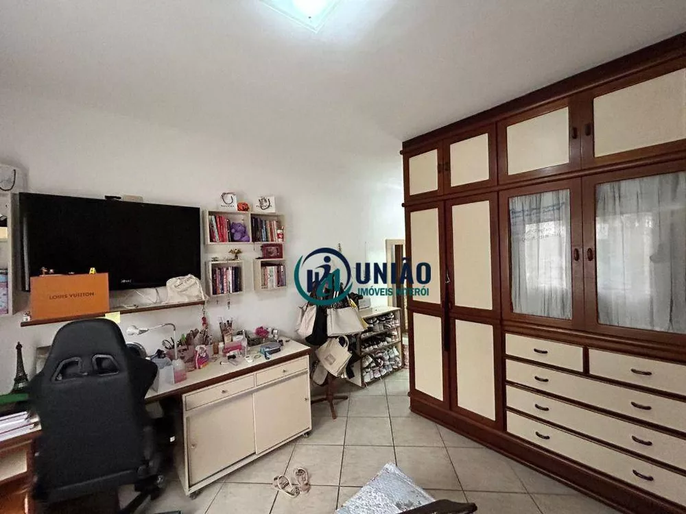 Casa, 6 quartos, 286 m² - Foto 8