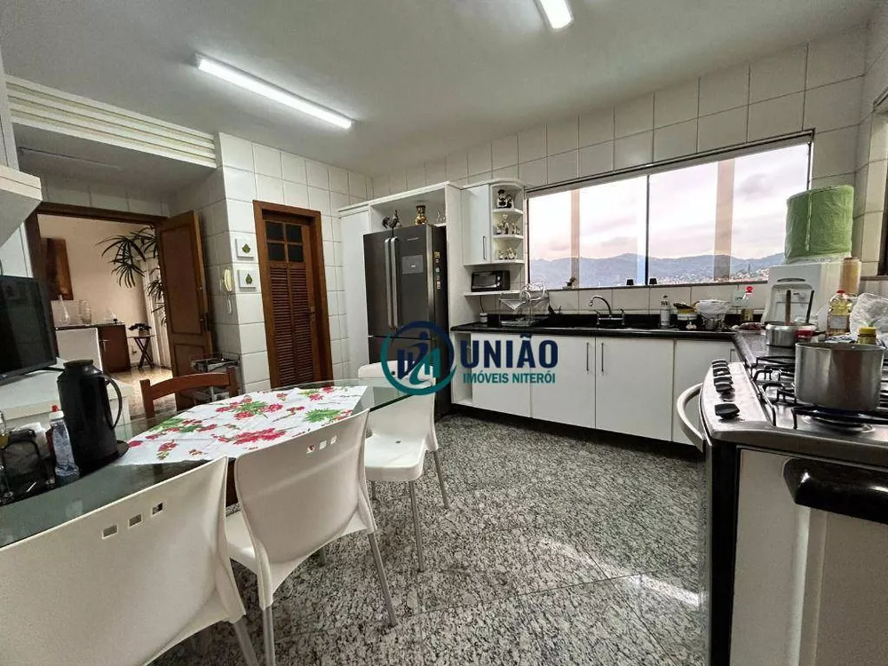 Casa, 6 quartos, 286 m² - Foto 14