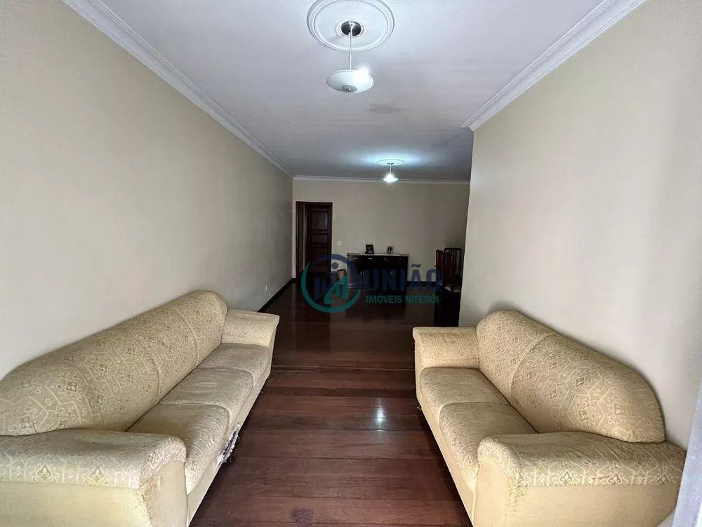 Apartamento à venda com 3 quartos, 204m² - Foto 3