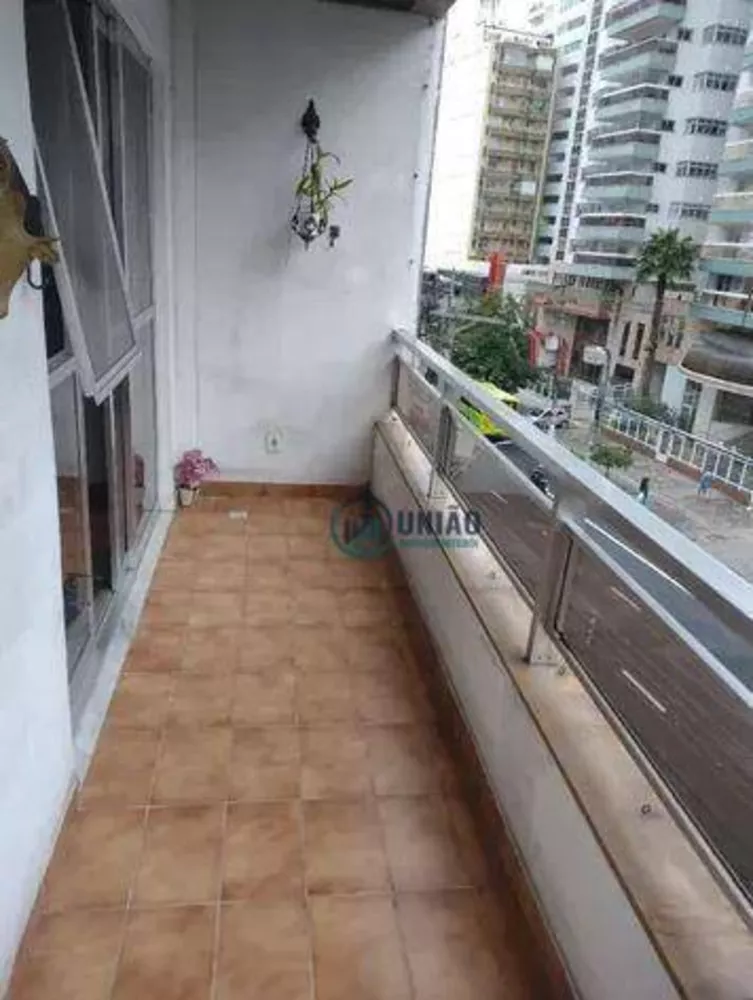 Apartamento à venda com 3 quartos, 110m² - Foto 2