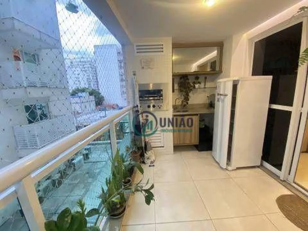 Apartamento à venda com 3 quartos, 101m² - Foto 2